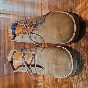 Men's Brown Suede Chukka Boots